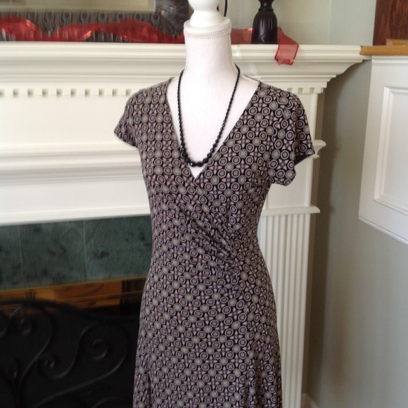 Dresses & Skirts - Dress